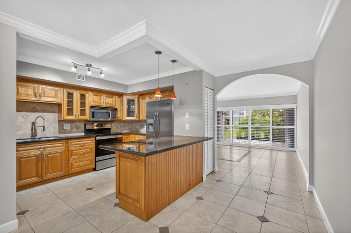 North Palm Beach Townhome: 382 Golfview Road C