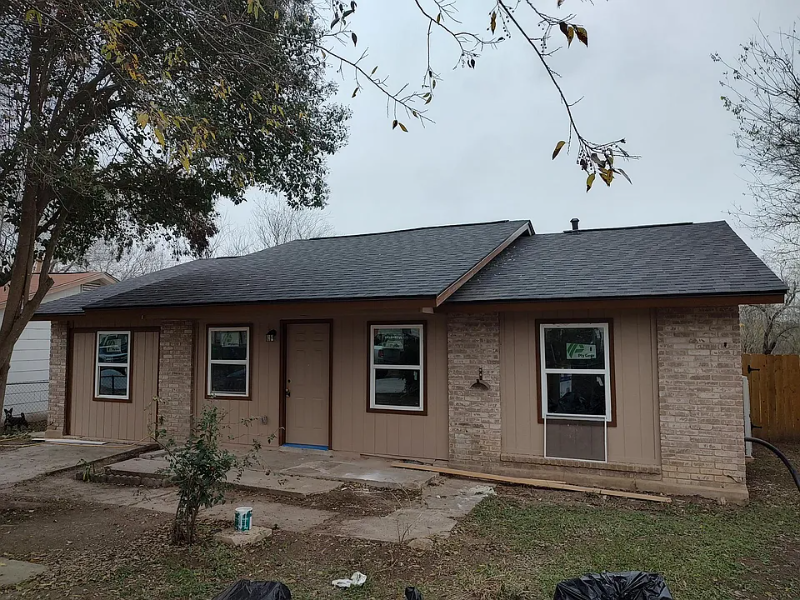 San Antonio House: 8905 Seacliff St