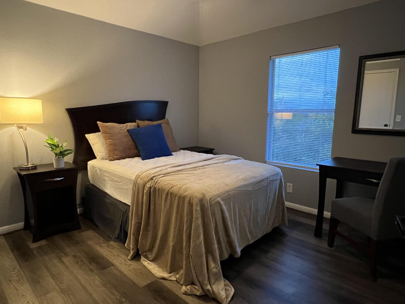 Austin Other: 4718 Dorchester Heights