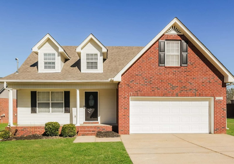 Smyrna House: 1005 Bolton dr