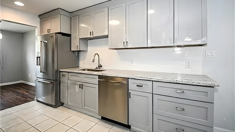 Slidell House: 3834 Cambridge St,