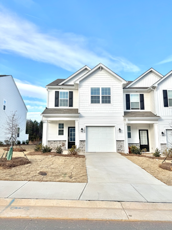 Kernersville Townhome: 1888 Pheasant Trace Cir