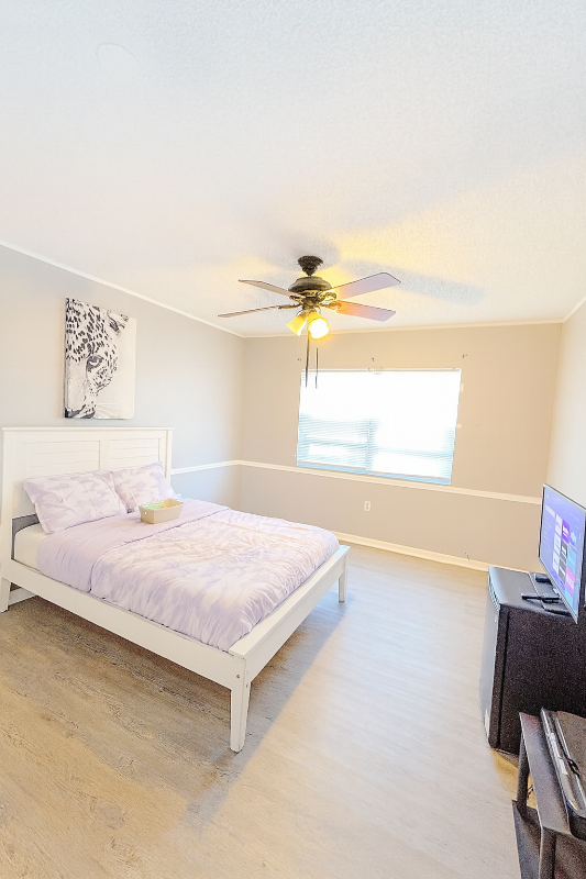 Winter Haven House: 2800 ave s nw