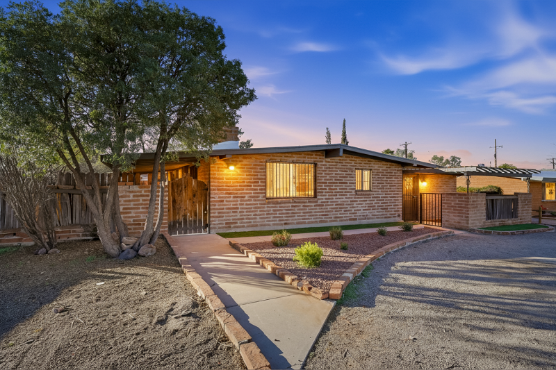 Tucson House: 6814 East Koralee Street