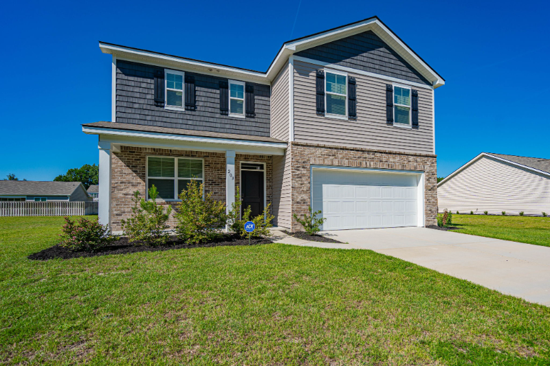 Rincon House: 203 Sagefield Dr