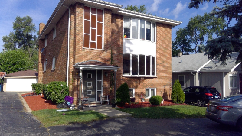 Clarendon Hills Multiplex: 5520 Alabama Ave