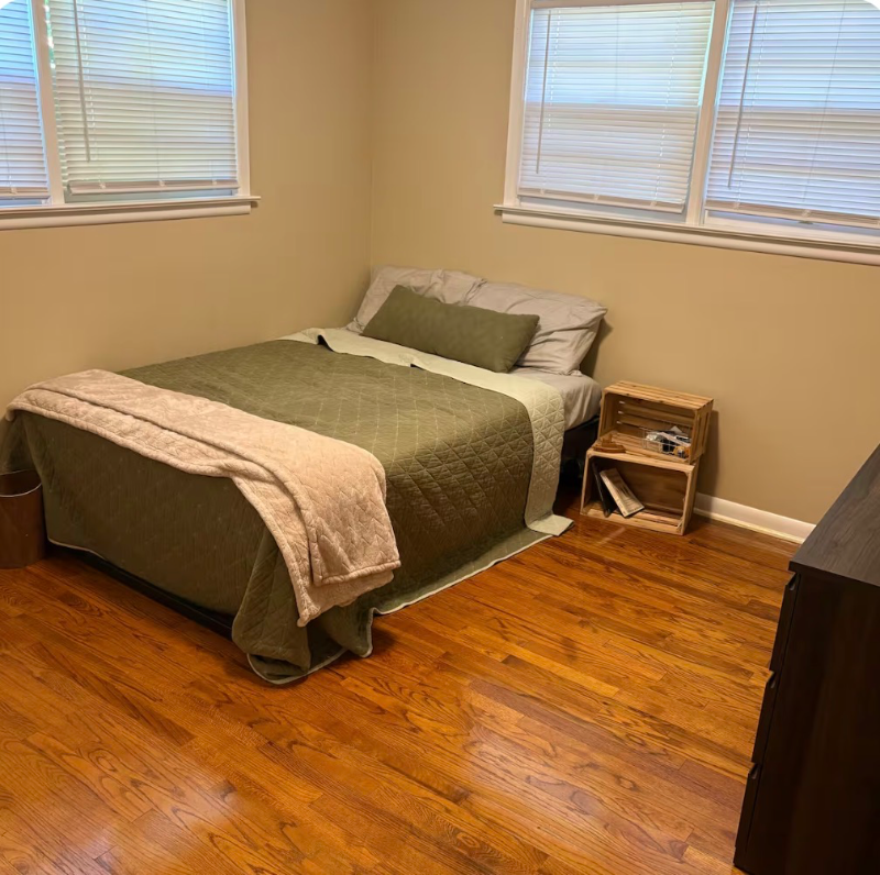 Port Huron House: 3126 Gratiot Ave