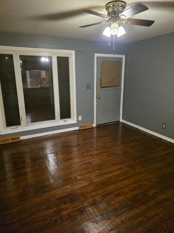 Charlotte Condo: 528 Camrose Dr