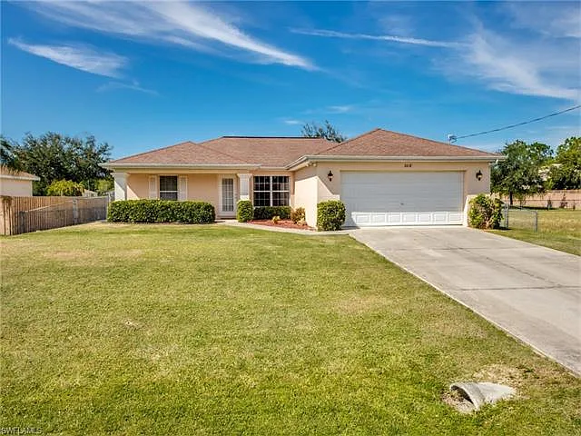Cape Coral House: 3610 NE 12th Ct
