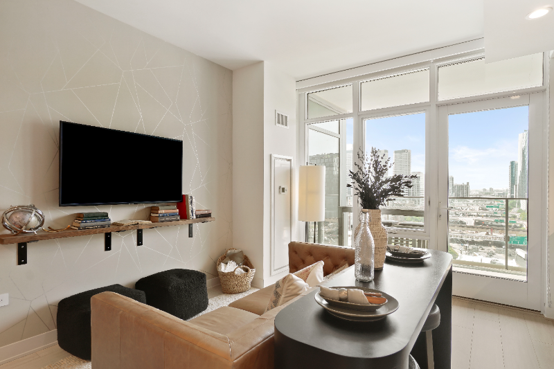 Chicago Condo: 345 N. Halsted