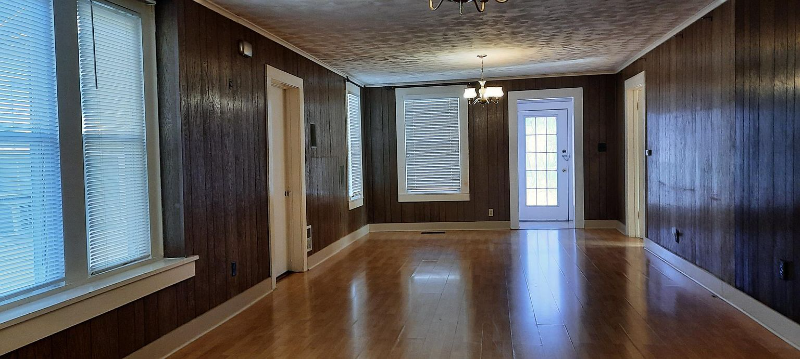 Fort Smith House: 719 N 34th St