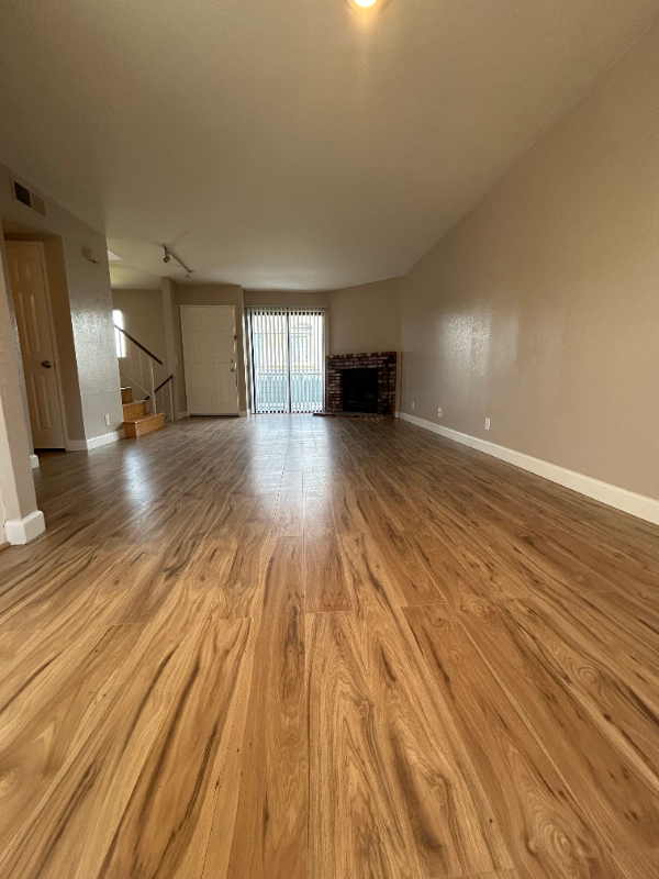 Duarte Apartment: 1806 Huntington Dr