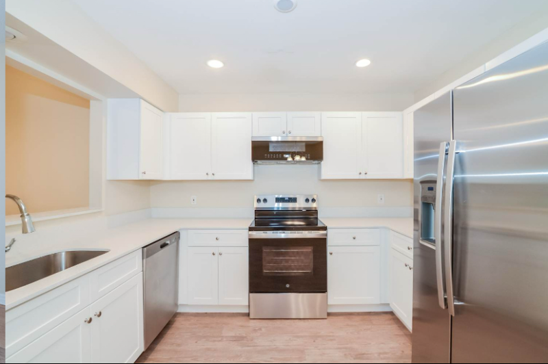 Kissimmee House: 203 North Lack Ct