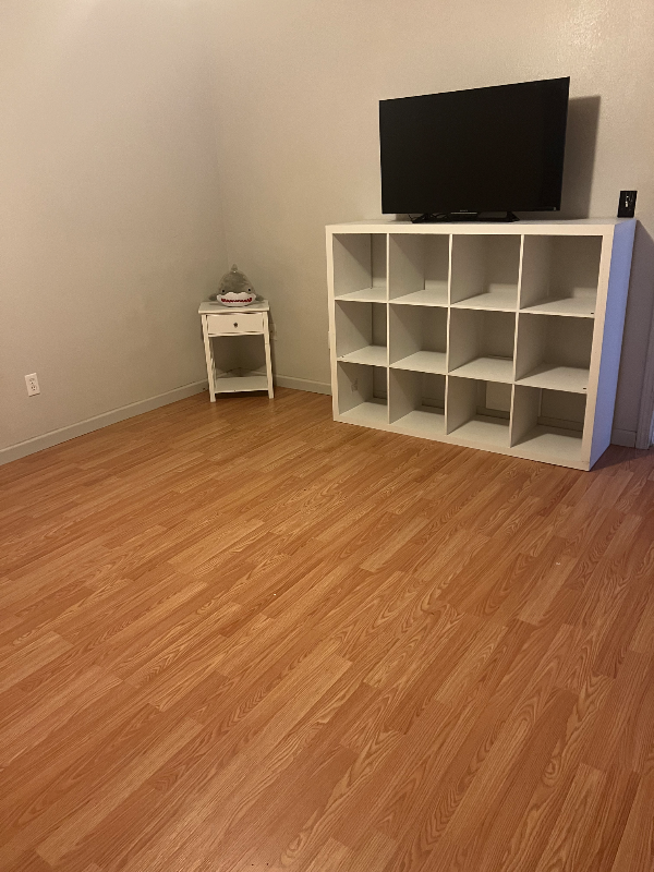 Lancaster House: 43705 22nd st East