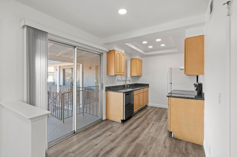 Campbell House: 3947 Via Milano