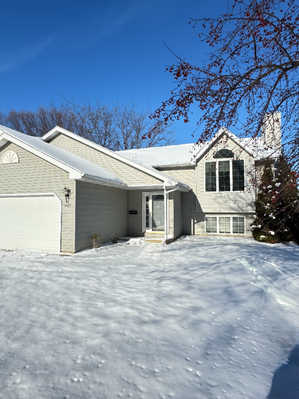 Rochester House: 3567 Arbor Drive NW