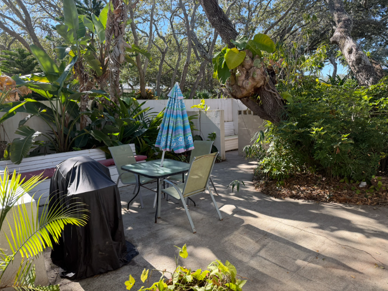 St Augustine House: 404 Fifteenth St