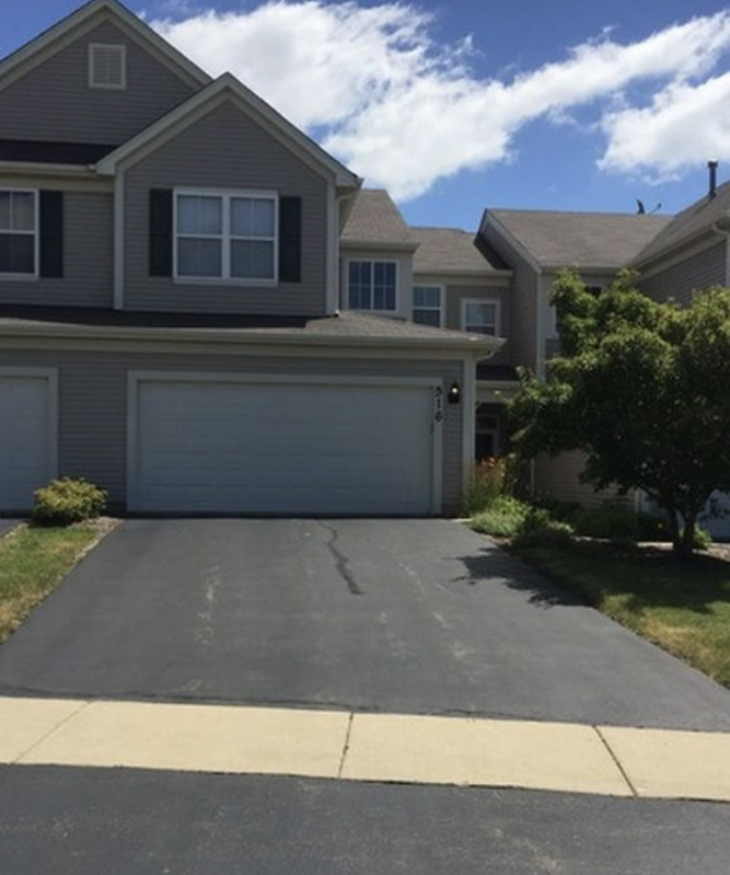 Saint Charles Multiplex: 516 Heritage Ct,