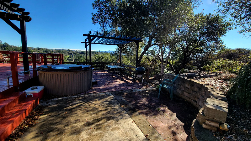 Salinas Other: 6928 Valle Pacifico Rd,