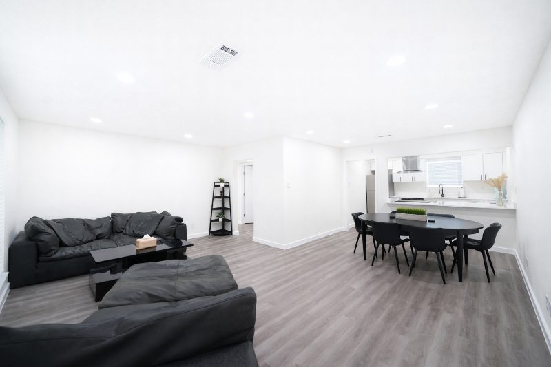 Dallas Apartment: 5221 Bonita Avenue