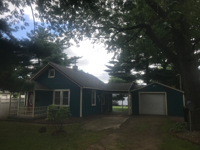 Beloit House: 1133 Ninth Street