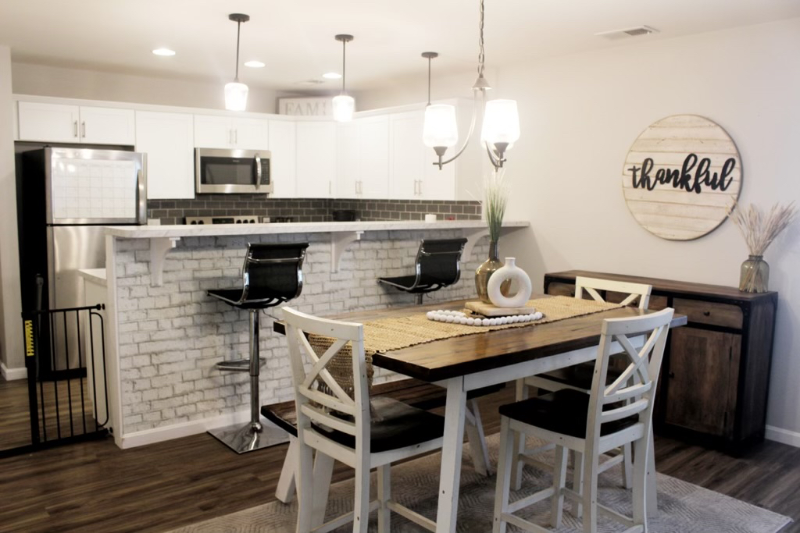 Evansville House: 521 S New York Ave