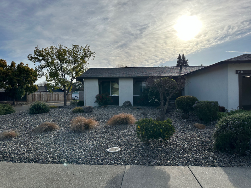 Napa House: 4446 Moffit Drive