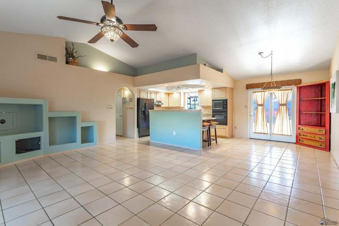Yuma House: 11241 E 37th Lane