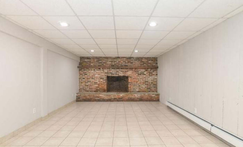 Newark Multiplex: 11 Maple Ave