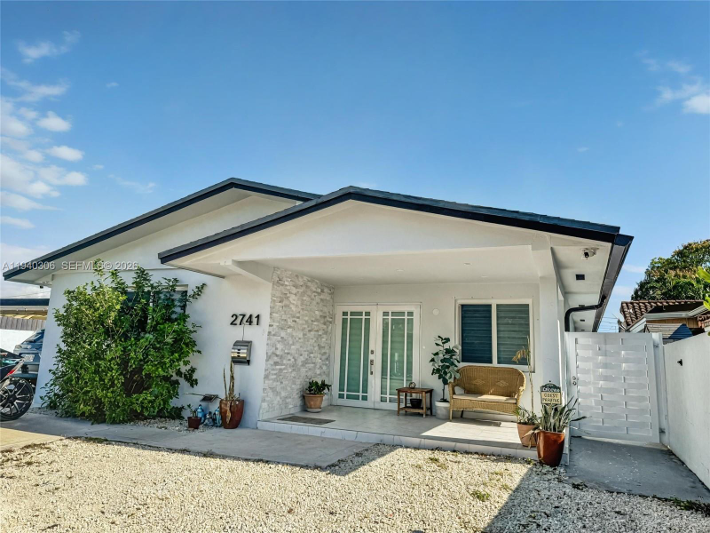 Miami House: 2741 SW 67th Ave