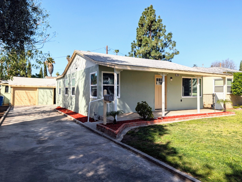Riverside House: 5769 Eugene St