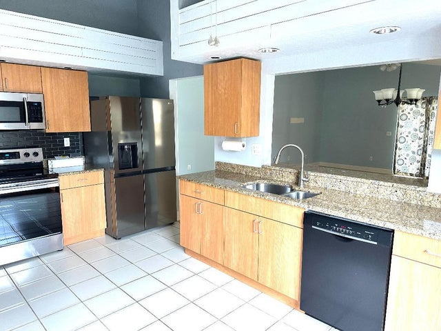 Lake Worth House: 8095 Burlington Court