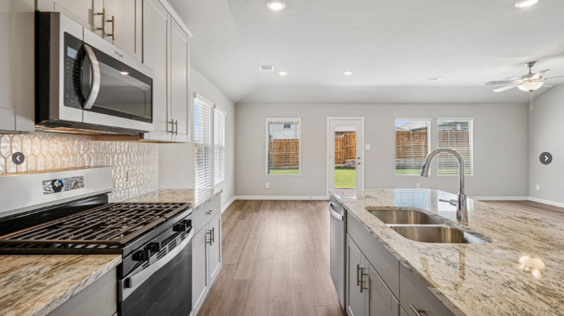 Sherman House: 2120 Rannoch St