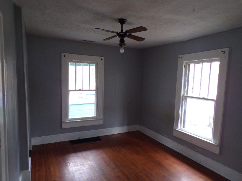 Asheville House: 96 Alabama Ave,