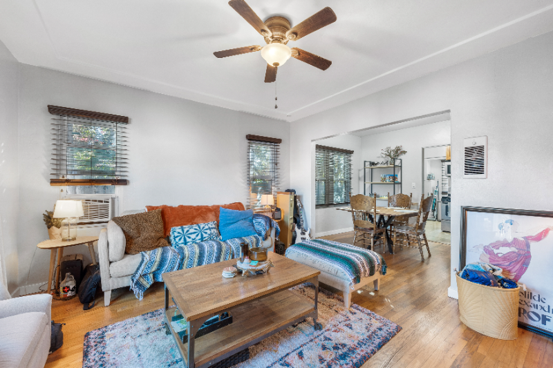 San Diego House: 4434 Texas St