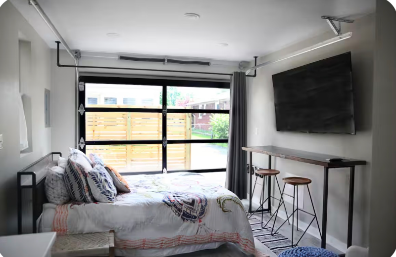 Indianapolis Condo: 5920 Rosslyn Ave