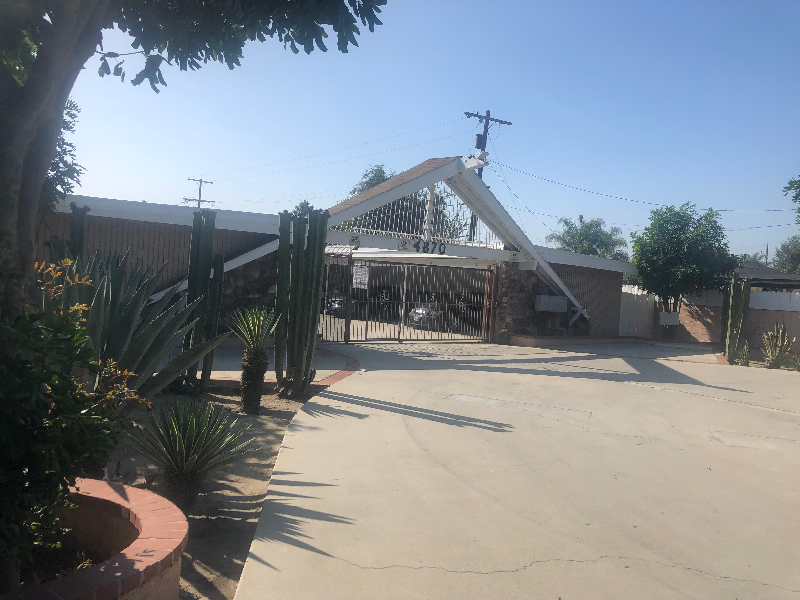 Lynwood House: 4870 Abbott Rd