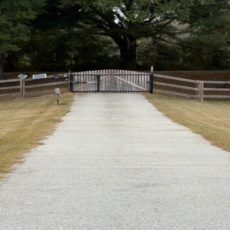 Carrollton House: 760 Old Camp Church Rd