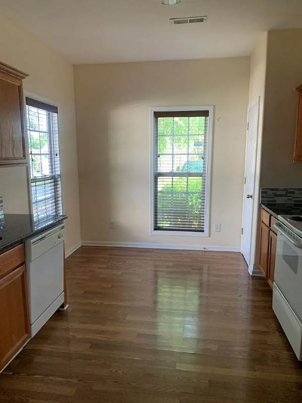 Winston Salem Townhome: 5922 Fox Ridge Ln