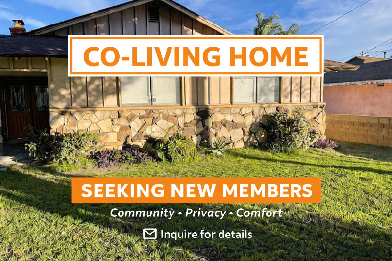 Rialto House: 1245 N Sycamore Ave