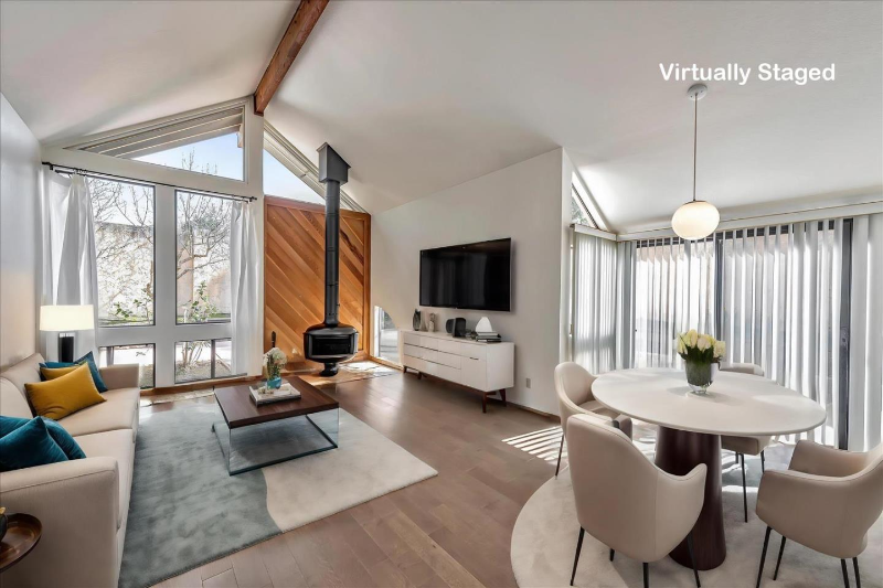 Mountain View House: 102 Promethean Way