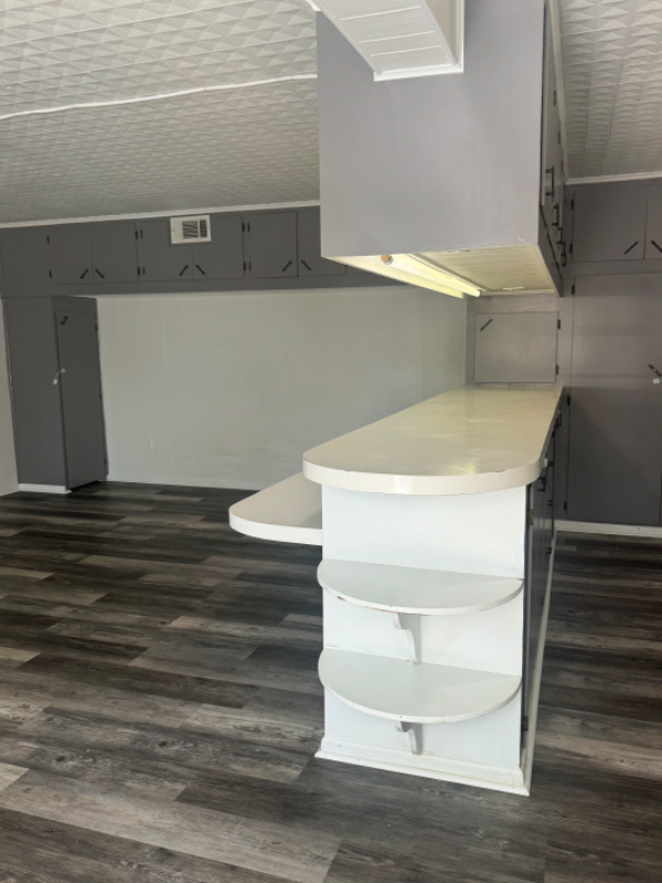 Pearl Apartment: 308 Joseph St