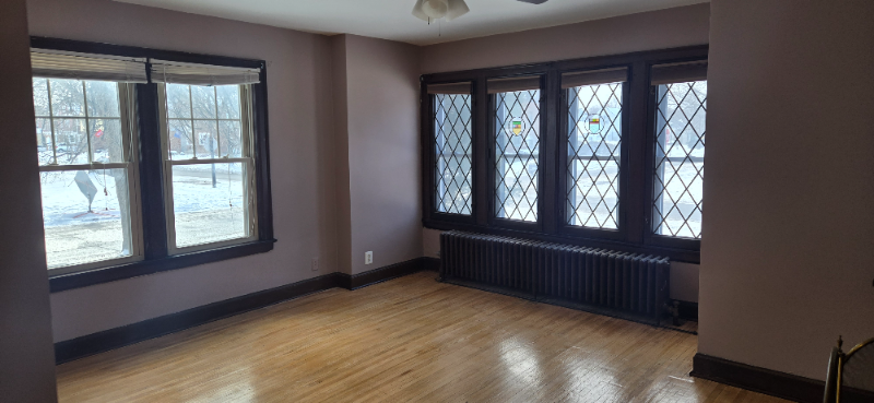 Buffalo Apartment: 1154 Parkside Ave,