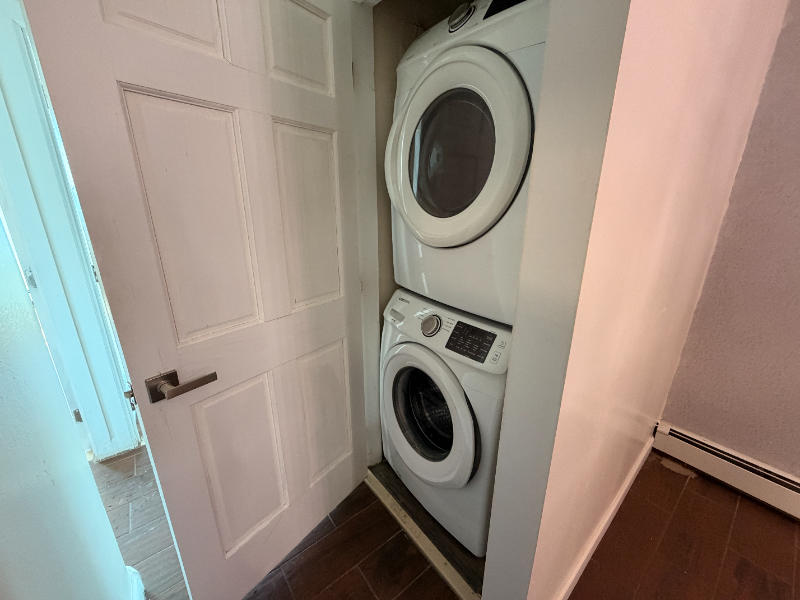 Bronx Multiplex: 3361 Fenton ave