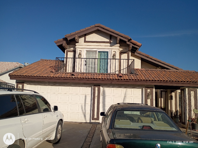Victorville House: 17840 Lakeview Ave