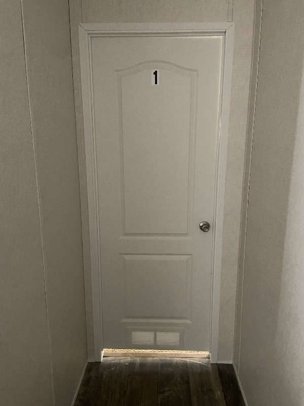 McDonough House: 325 Robin lane