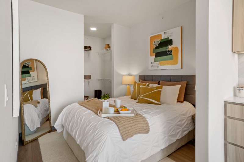 Chicago Condo: 1937 W Congress Pkwy