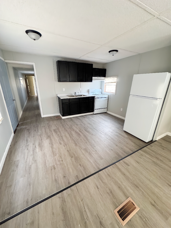 Fairfield House: 200 N 28th S