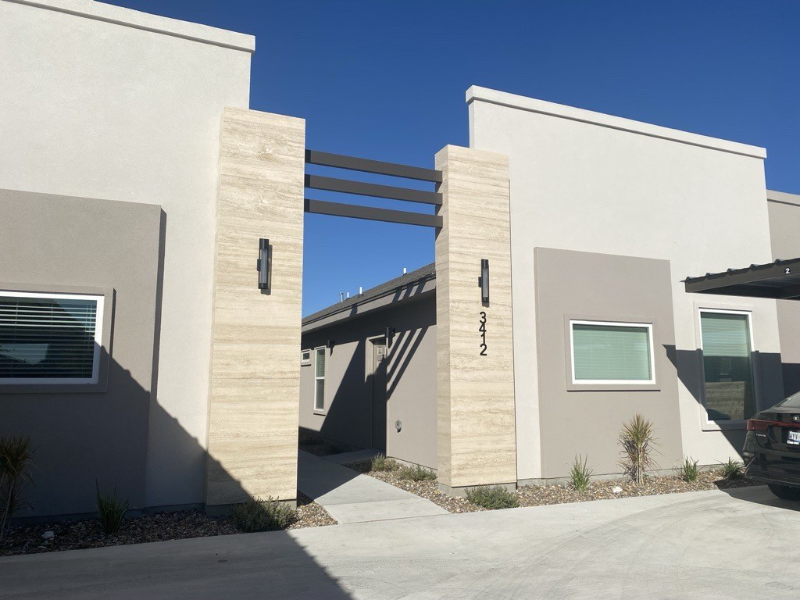 Mcallen Townhome: 3412 Duke Av.
