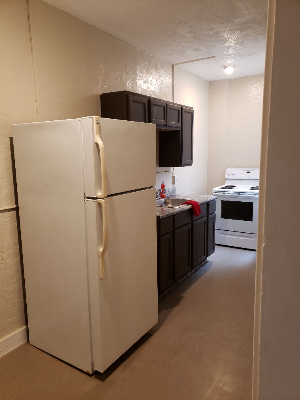 EAST CLEVELAND Apartment: 15000 Euclid Ave